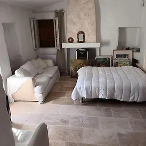 la-maison-bleue-montfort-alpes-de-haute-provence.fr-provencehotel.com/