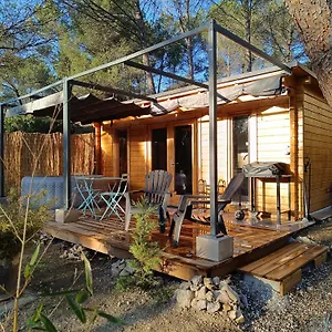 escapade-sous-les-pins-20m2.fr-provencehotel.com/